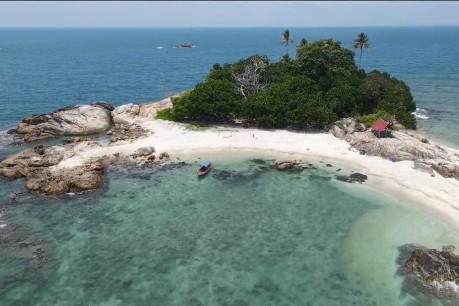 PENYUSUK ISLAND