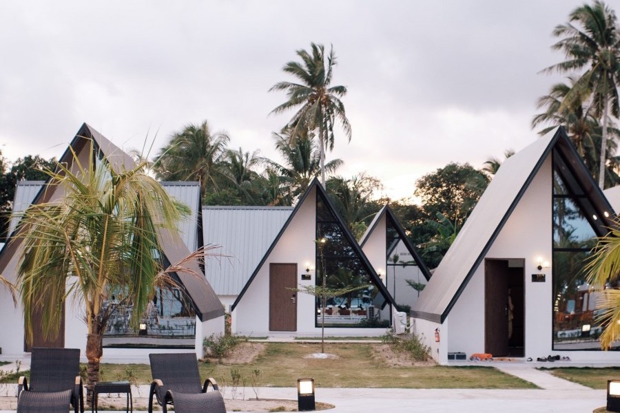 Kawaland Glamping Resort FRONT